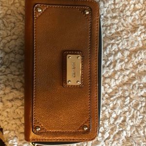 Nine West wallet